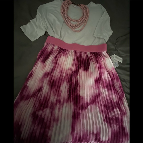 SOLD OFF POSHMARK- NWT LuLaRoe Jill skirt - Picture 2 of 6